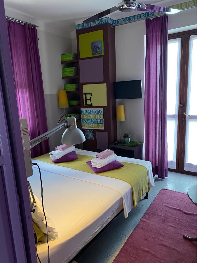 B&B Binot Карманьйола Екстер'єр фото
